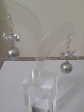 Elegant Silver Pearl Shell  Drop Earrings with Crystal Accent